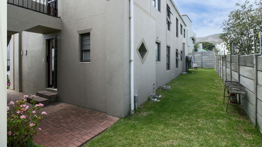 2 Bedroom Property for Sale in De Tijger Western Cape
